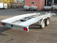 UR2500車載トレーラー2