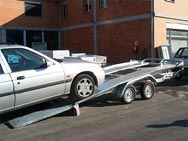 UR2500車載トレーラー3